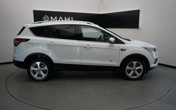 Ford Kuga cena 74999 przebieg: 92860, rok produkcji 2018 z Ryki małe 326